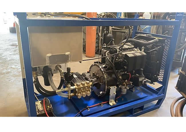 CaviBlaster 1325-D Diesel Engine